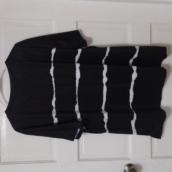 Rosriss T Shirt Womens 18W Black with White Strips. - Picture 6 of 6